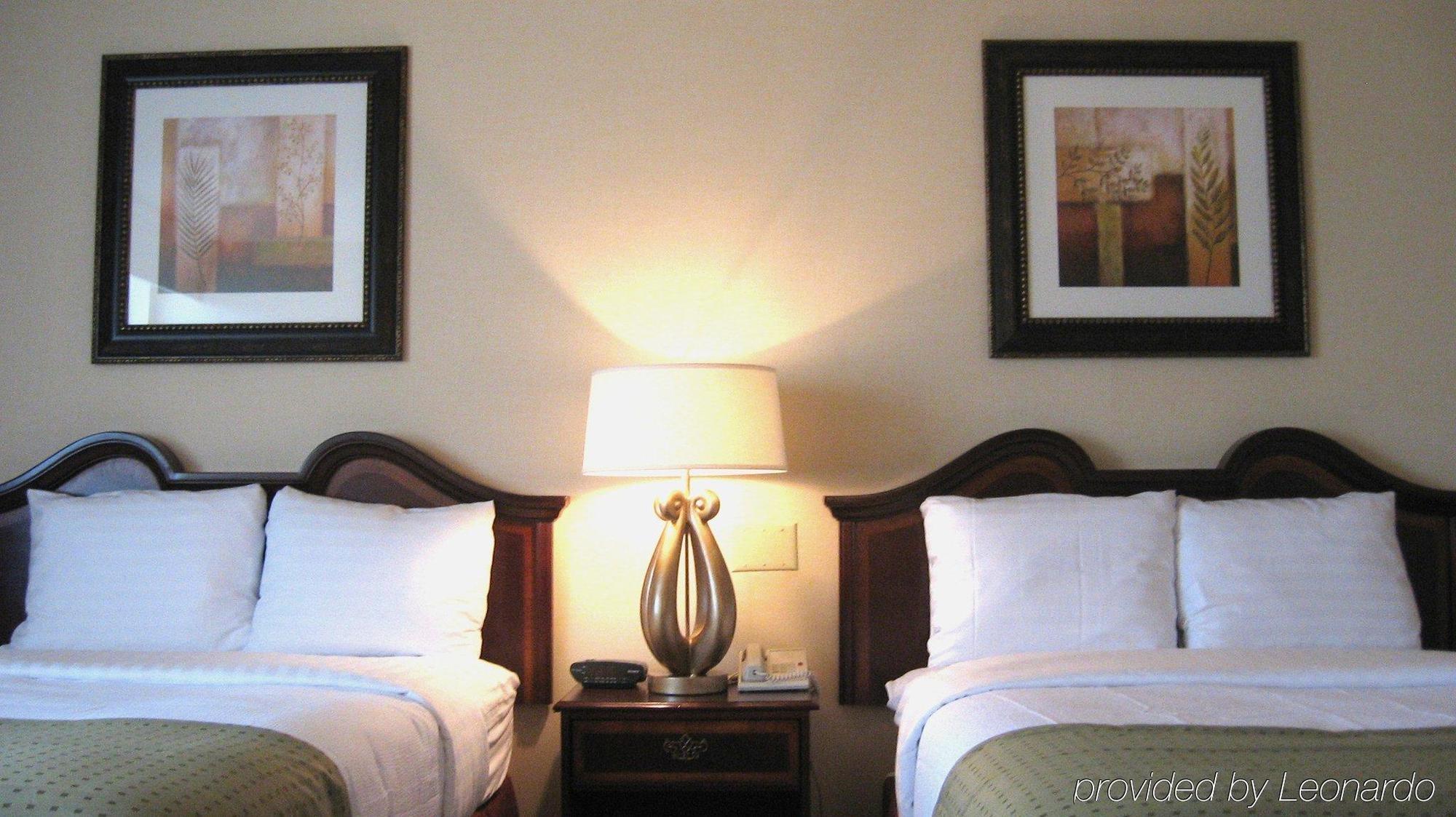 Doubletree By Hilton Raleigh Crabtree Valley Zimmer foto